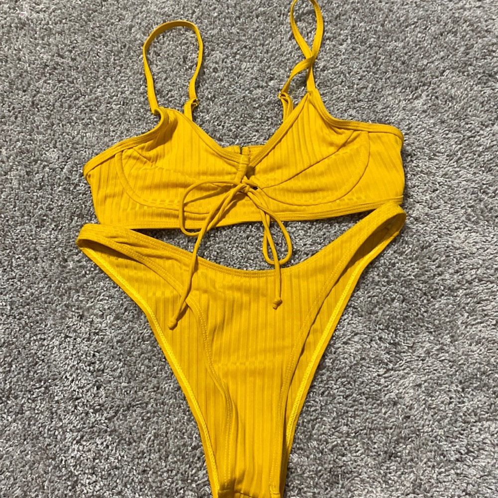 SHEIN Yellow Bikini. Size L